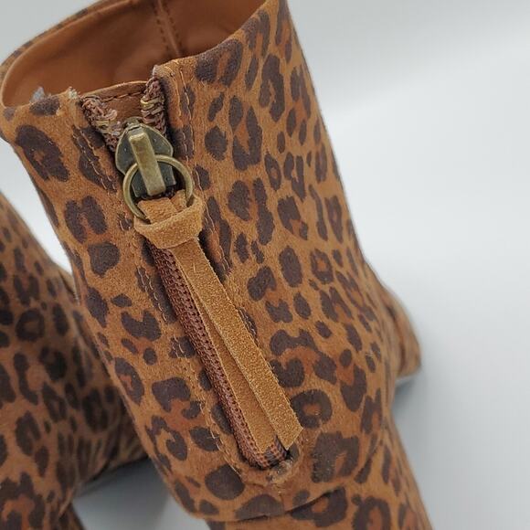 Ann Taylor Loft Leopard Animal Print Block Ankle Boot Side Zip Bootie Shoe 7.5W - Picture 5 of 8
